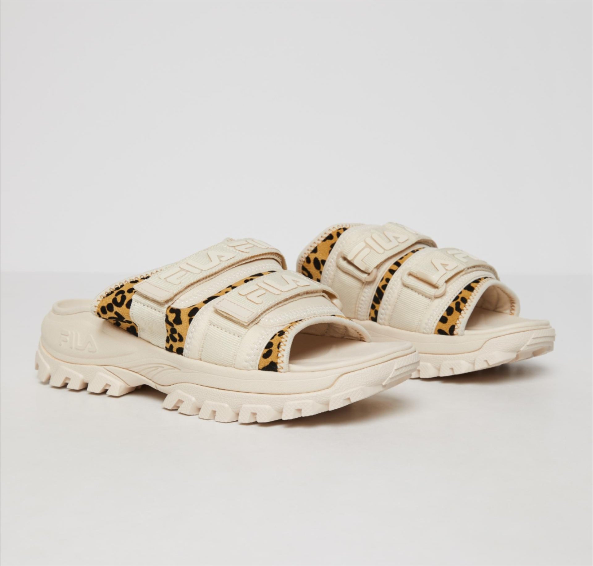 womens outdoor slides