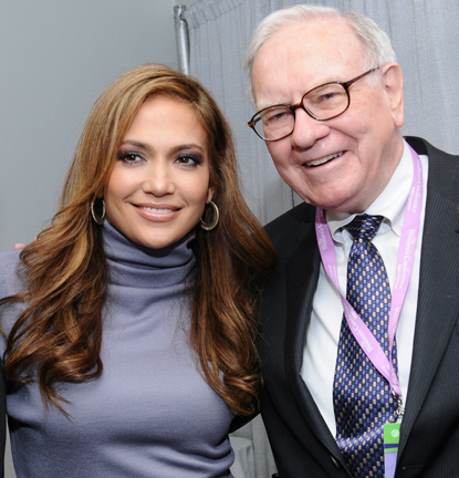 Jennifer Lopez and Warren Buffett at The 2008 Women's Conference in Long Beach, California / Getty Images - Gold Wong