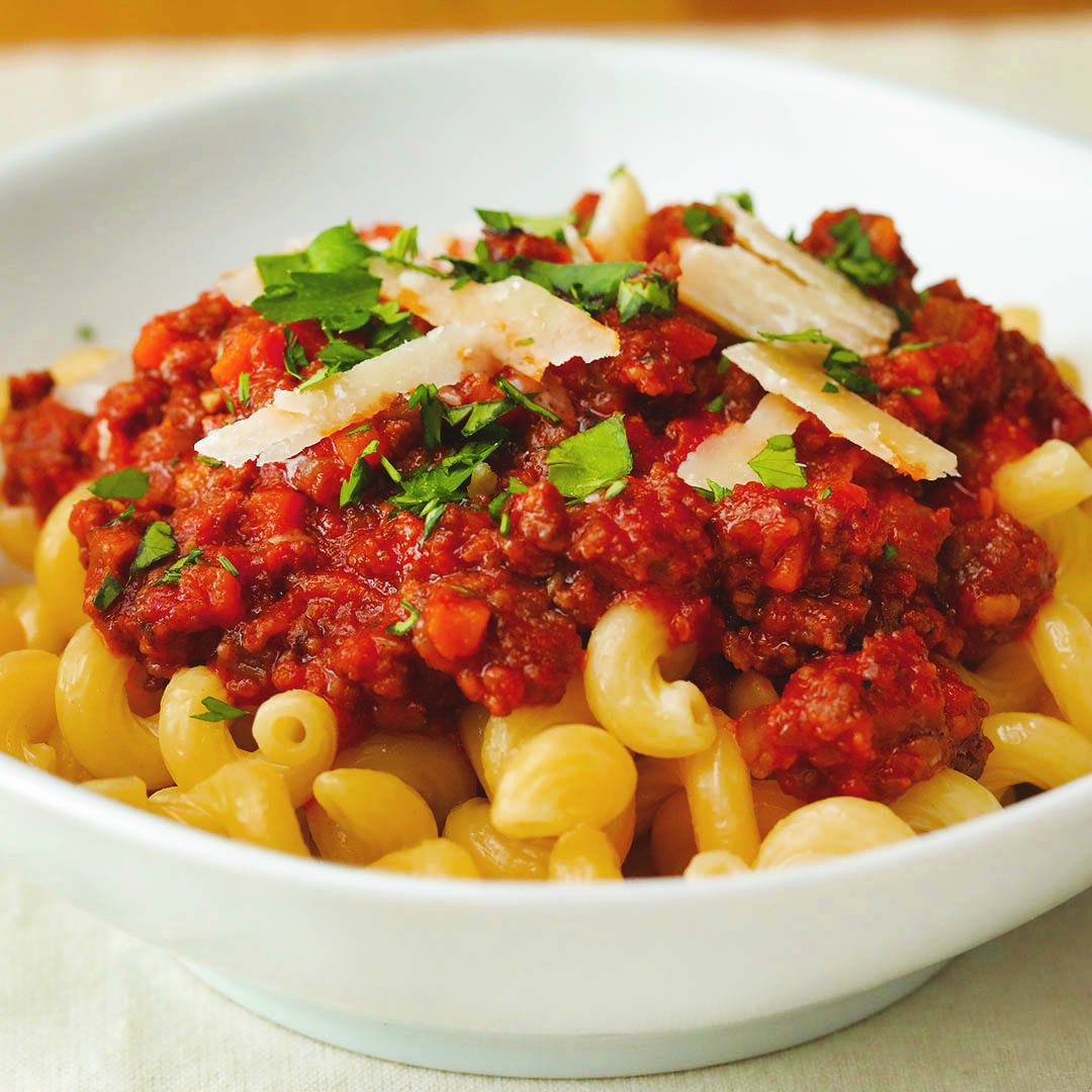 Slow Cooker Sausage Bolognese